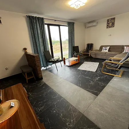 Quatro Apartament