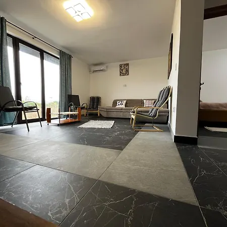 Quatro Apartament Alba Iulia